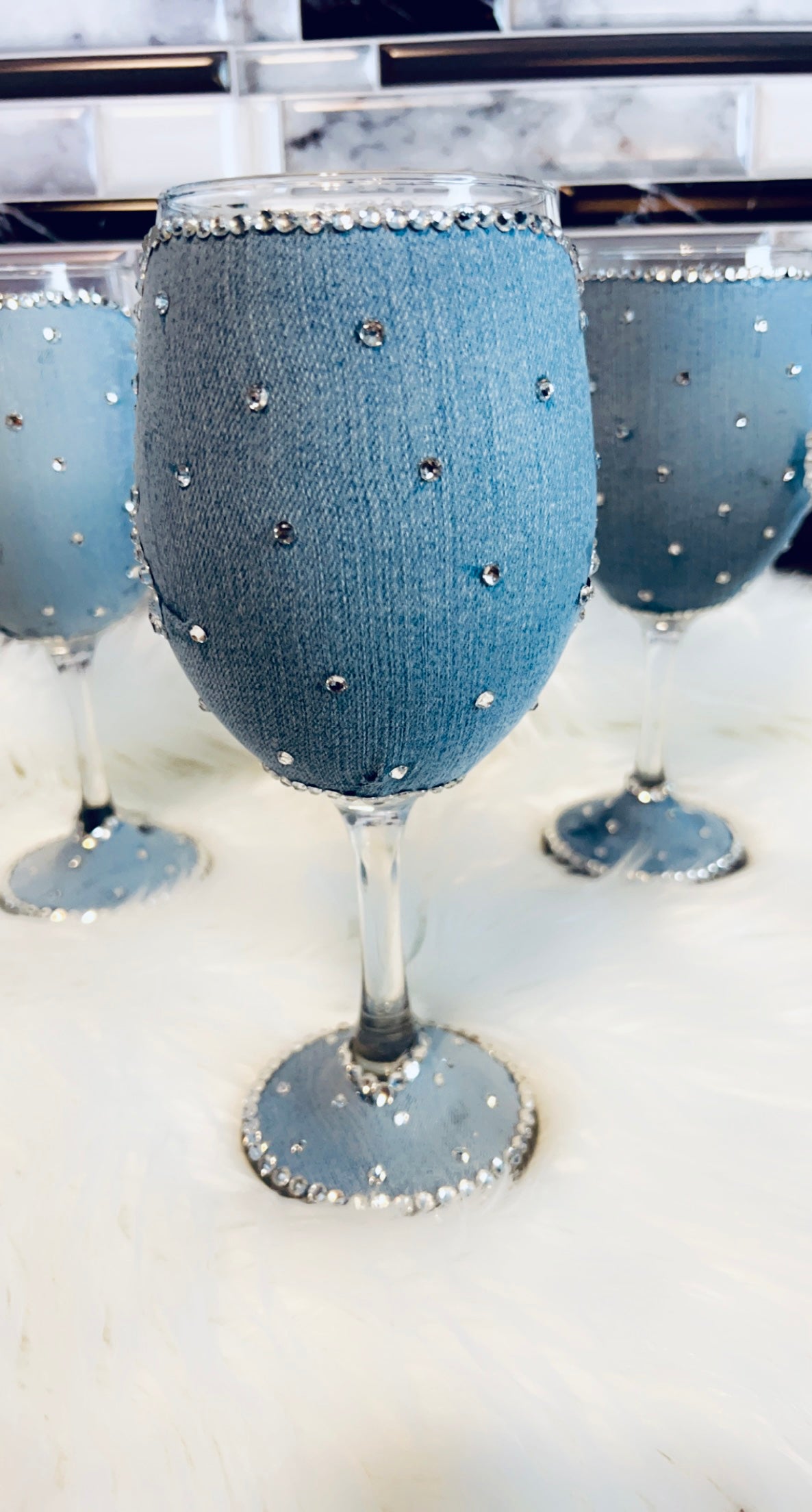 Denim & Diamonds Wine Glass