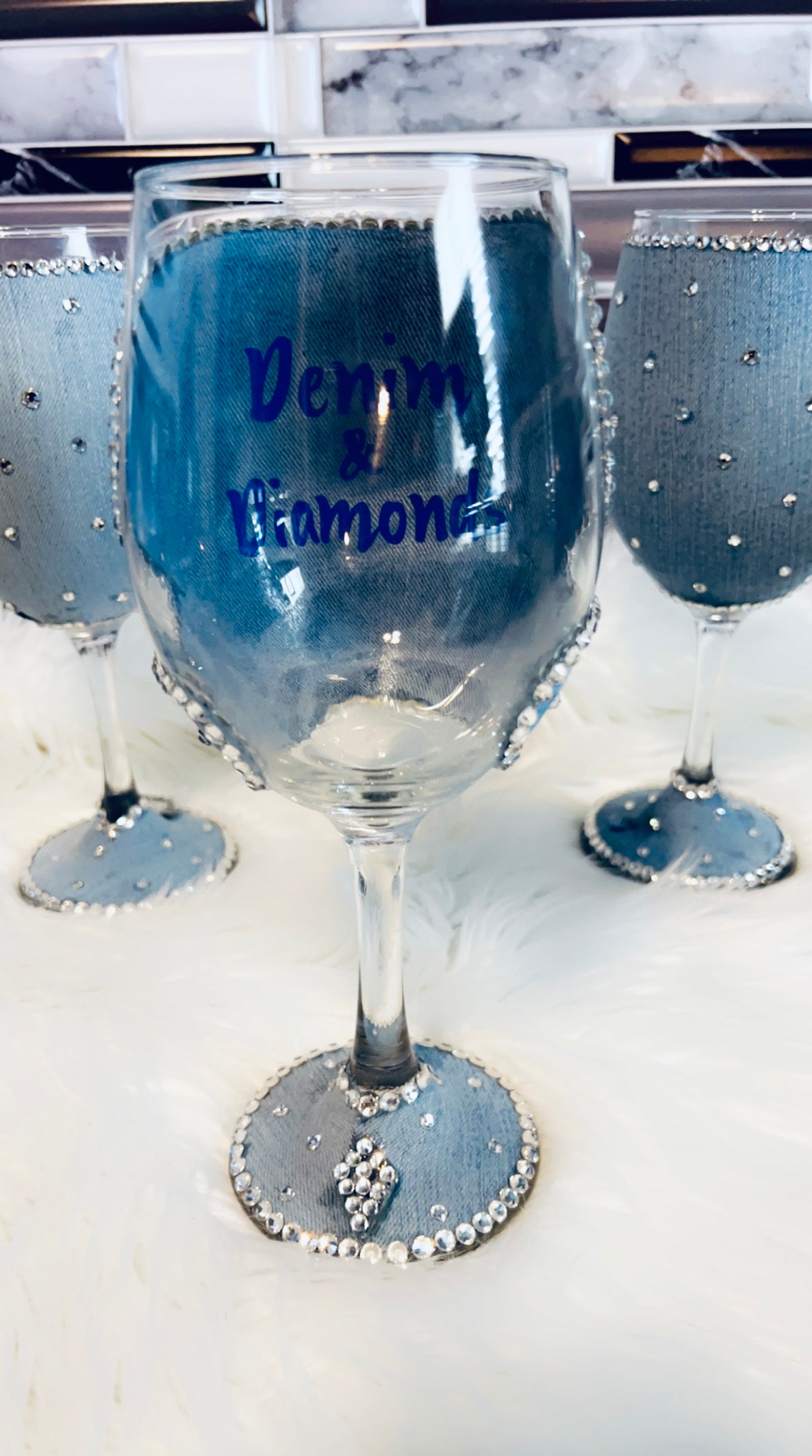 Denim & Diamonds Wine Glass